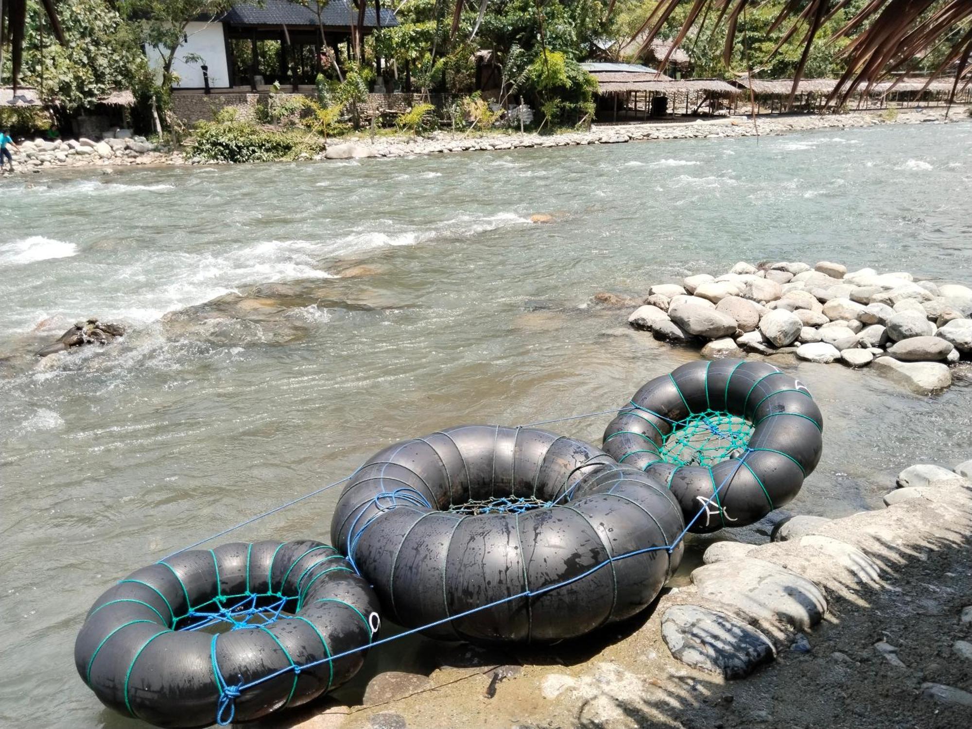 Jhony'S Backpacker-Guest House Only Stay Here Book Treking With Us Bukit Lawang Bagian luar foto