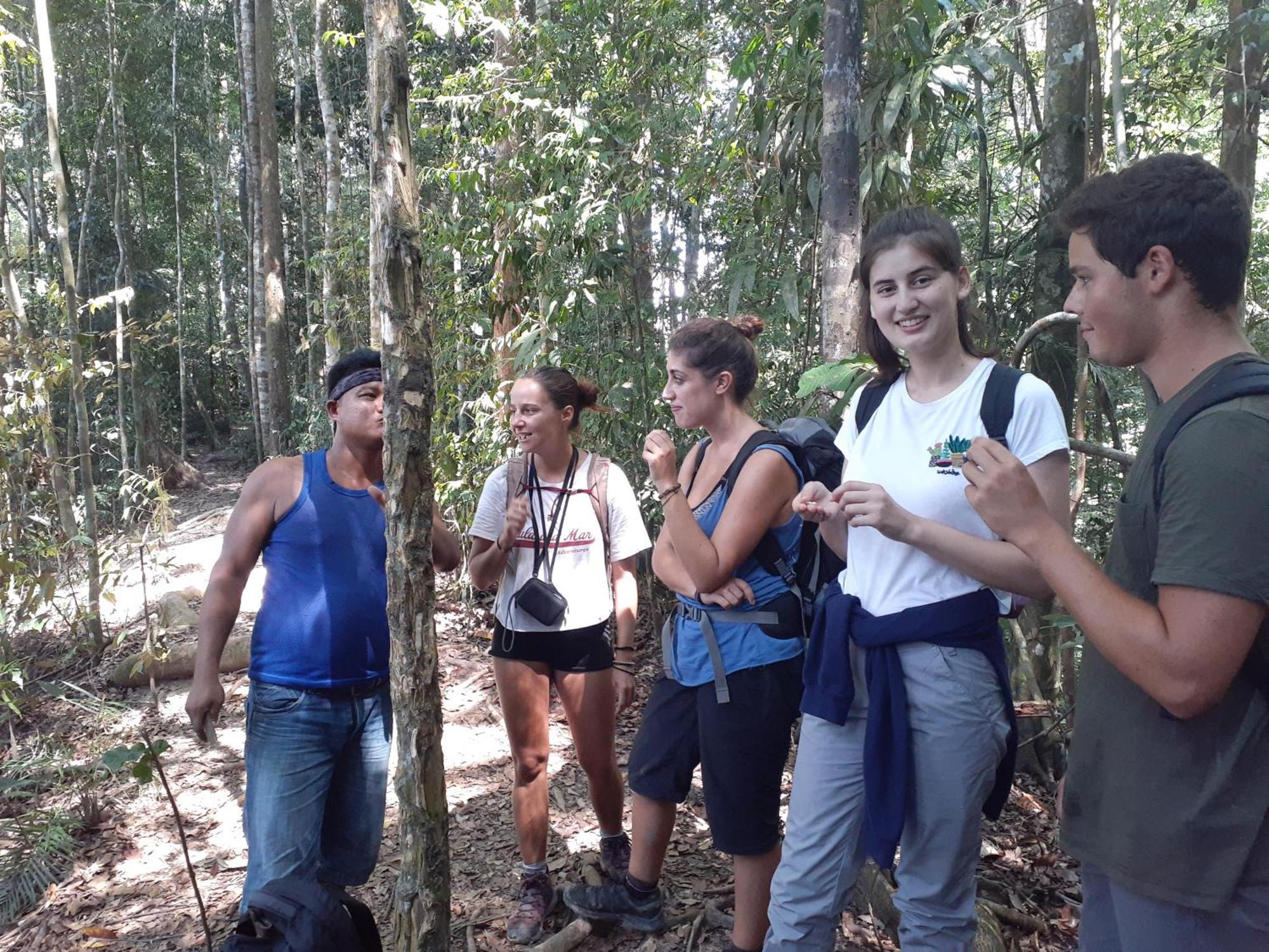 Jhony'S Backpacker-Guest House Only Stay Here Book Treking With Us Bukit Lawang Bagian luar foto