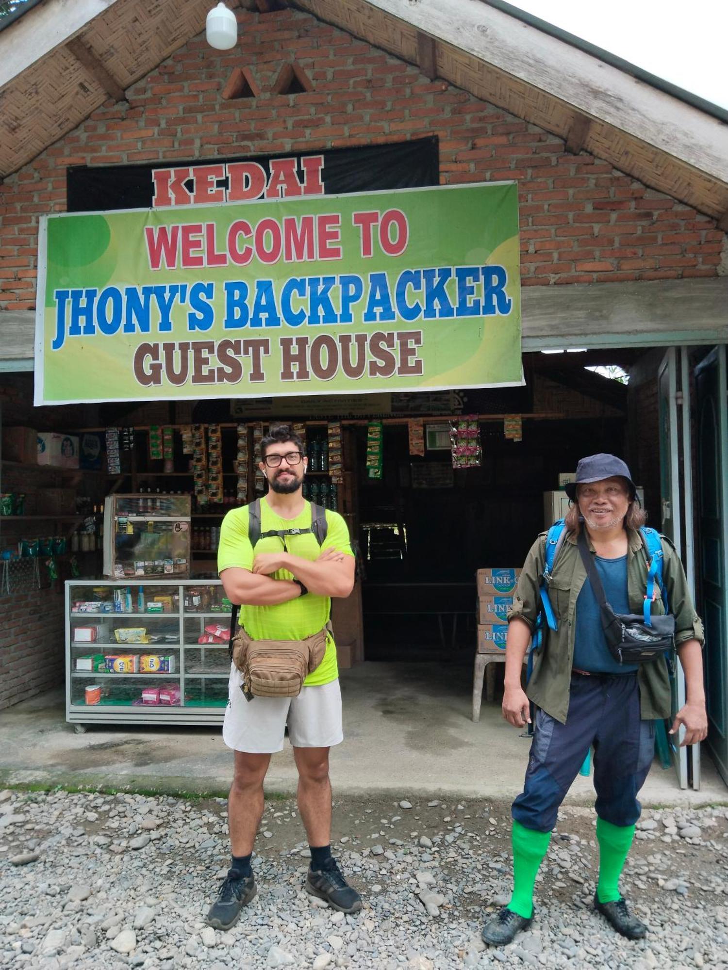 Jhony'S Backpacker-Guest House Only Stay Here Book Treking With Us Bukit Lawang Bagian luar foto