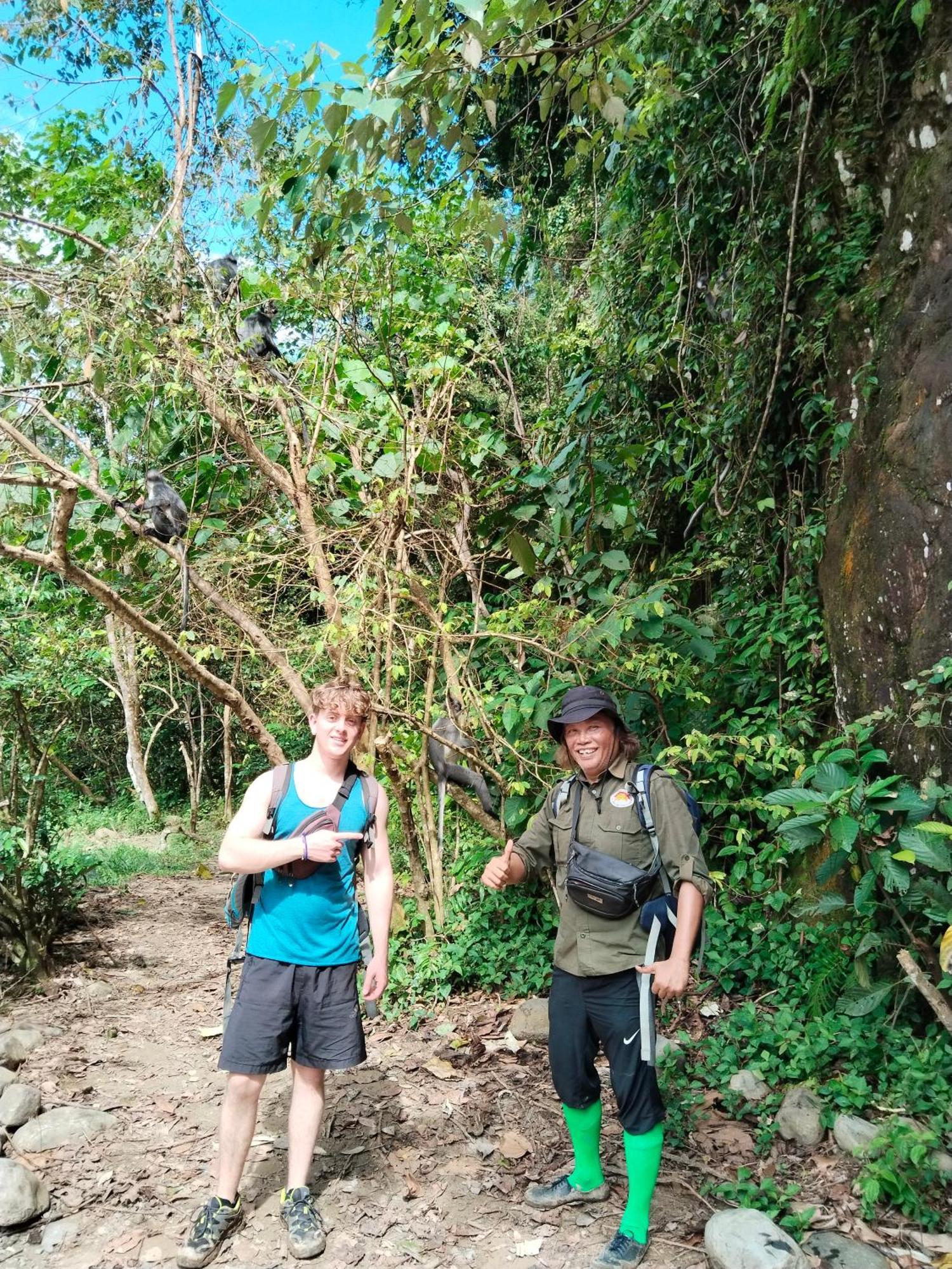 Jhony'S Backpacker-Guest House Only Stay Here Book Treking With Us Bukit Lawang Bagian luar foto